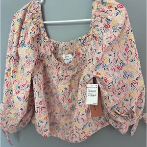 NWT women’s off the shoulder blouse